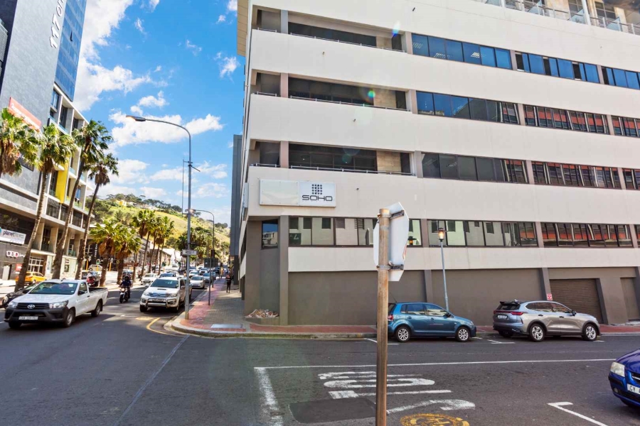 2 Bedroom Property for Sale in De Waterkant Western Cape